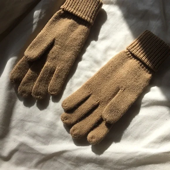 Vintage Boheme Gloves - Picture 2 of 2